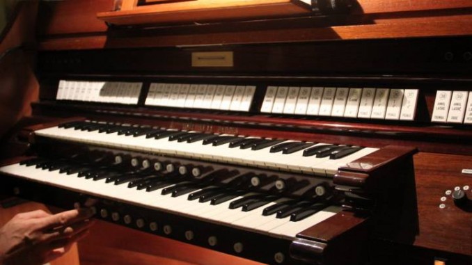 Organi in concerto, a Gubbio con la direzione di Renzo Menichetti