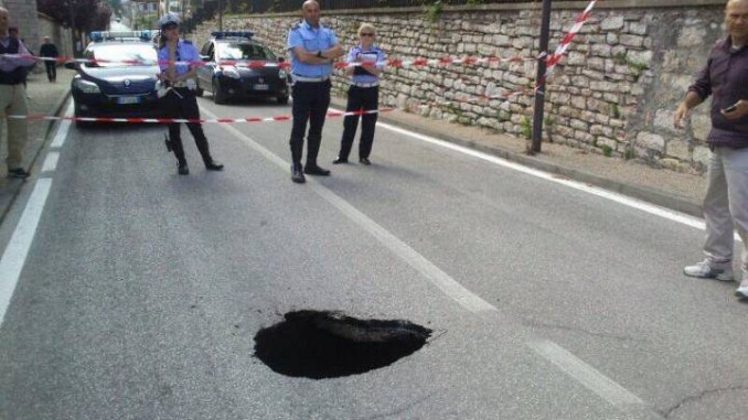 Cavità via Tifernate a Gubbio, nuove indagini per messa in sicurezza