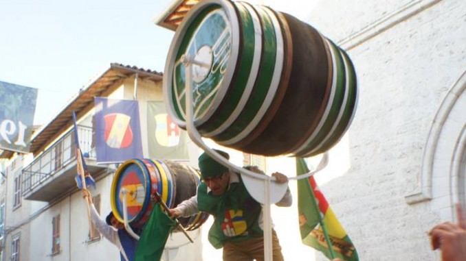 Corsa delle botti: l’8 novembre si corre a Costacciaro