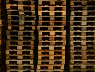 Rubano pallet in legno a Gualdo, bloccati a Foligno