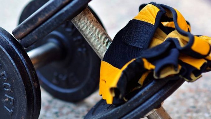 Nocera, una palestra in casa con attrezzi rubati