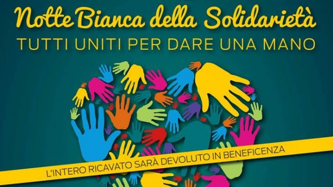 La notte a Gubbio si accende con i colori della solidarietà