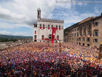 Ceri di Gubbio, ecco l'alzata [LE FOTO]