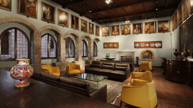 Sant’Ubaldo ha la sua nuova casa impreziosita di ritratti e dipinti