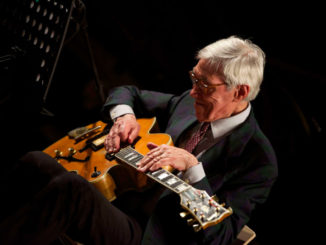 A Todi il concerto di Franco Cerri, il maestro della chitarra jazz