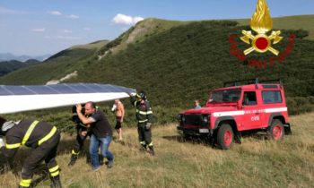 Deltaplanista si schianta sul Monte Cucco, muore sul colpo