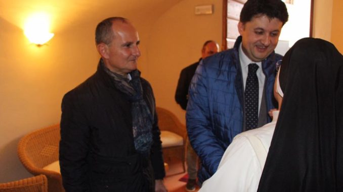 Gubbio, consigliere Smacchi e assessore Barberini visitano la Casa Famiglia Santa Lucia