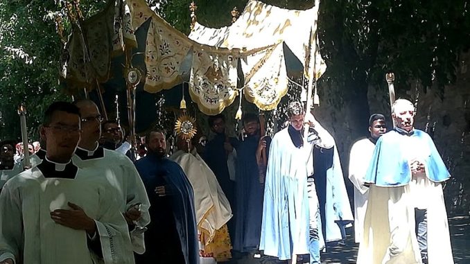Gualdo Tadino, Festa del Corpus Domini, celebrata da svariati secoli