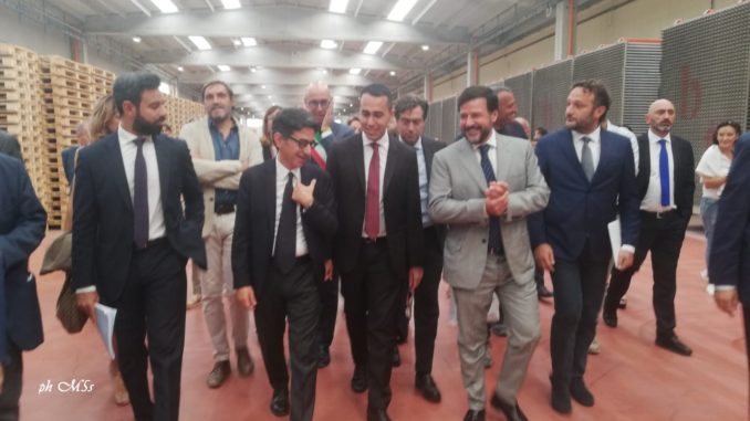 Luigi Di Maio in visita alla Tagina di Gualdo Tadino (1)