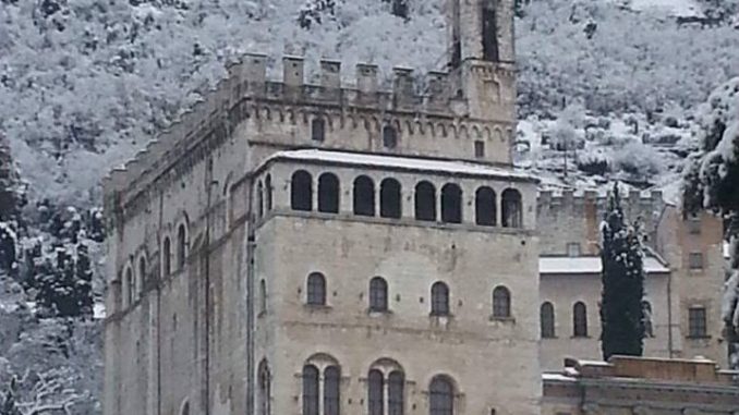 Chiusura scuole per condizioni meteo avverse a Gubbio e Gualdo Tadino