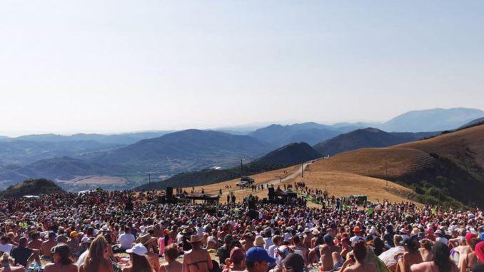 Grande successo per il concerto di Marco Mengoni al Parco di Monte Cucco