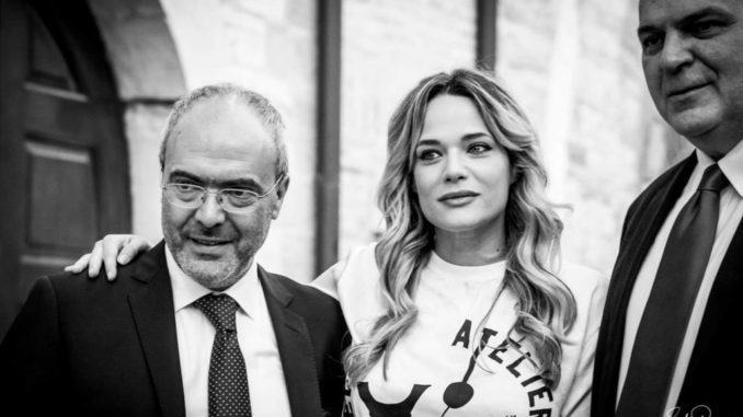 Laura Chiatti l'attrice umbra al palio del Quartieri di Nocera Umbra