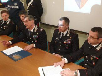 Traffico internazionale di rifiuti, affari con i pannelli fotovoltaici, arresti