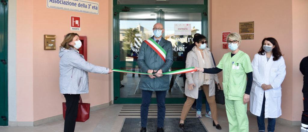 Gualdo Tadino, da domani vaccini a under 12 presso Centro della terza Età