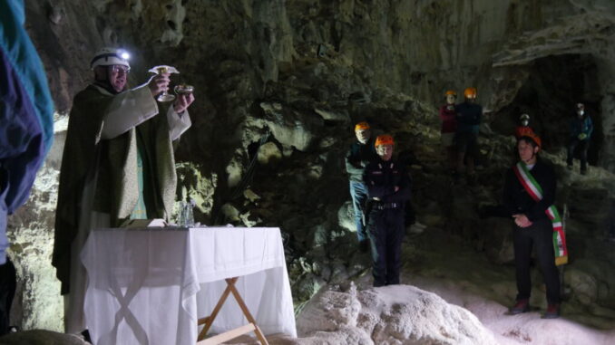 Monte Cucco, torna la messa in grotta per San Benedetto