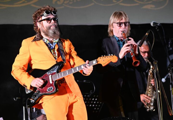 Extraliscio in concerto al Teatro romano di Gubbio giovedì 19 agosto
