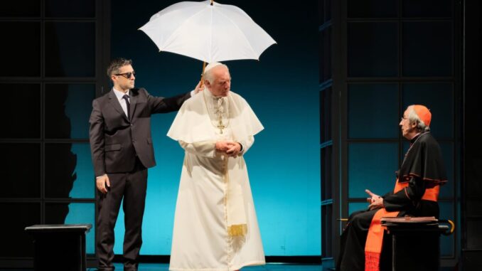 La Stagione del Teatro Luca Ronconi di Gubbio termina con I due Papi