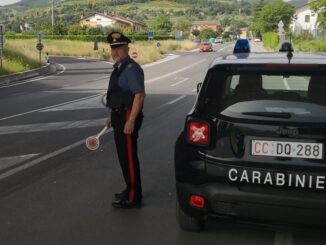 Sorpresi a rubare grondaie di rame, due giovani arrestati dai carabinieri