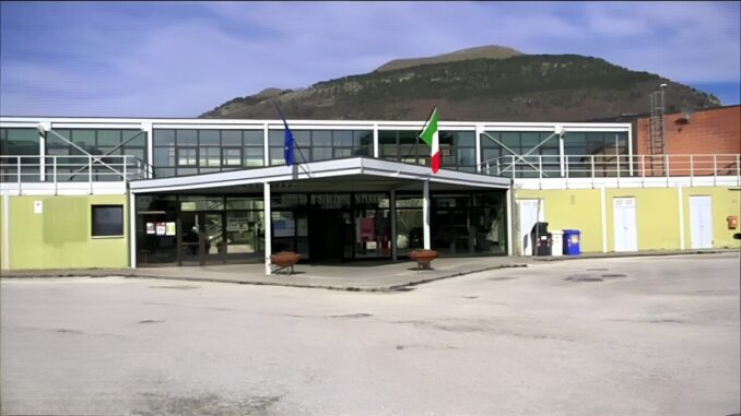 Pugno in faccia perché non sciopera, è successo a Gubbio