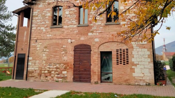 Bar del Teatro Romano di Gubbio: nuovo inizio con Solazzi Alida