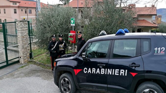 Gualdo Tadino. Installato defibrillatore alla Stazione Carabinieri