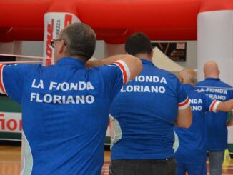 Unione storica nel tiro alla fionda: atleti normodotati e disabili