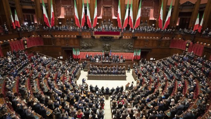 Studenti di Nocera Umbra Esplorano la Camera dei Deputati