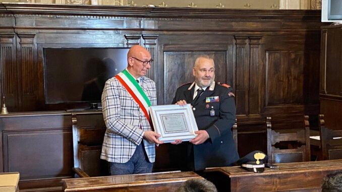 Il Sindaco Gualdo Tadino ha salutato il Comandante dei Carabinieri