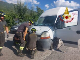 Incidente Stradale sulla Flaminia SS3: Due Persone Ricoverate