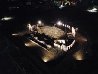 Nuova illuminazione al Teatro romano di Gubbio