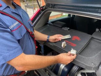Sessantenne denunciato per droga in un bar di Fossato di Vico