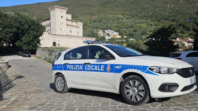 Controlli Polizia Locale a Gualdo Tadino contro abusivismo