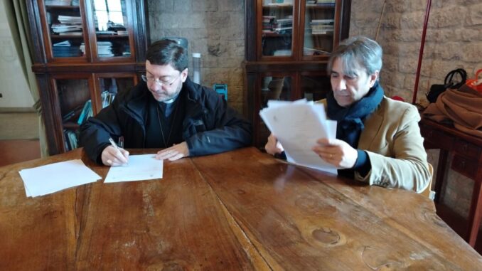 Comune e Diocesi di Gubbio siglano un accordo per i più vulnerabili