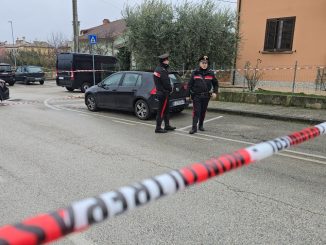 Femminicidio-suicidio a Gualdo Tadino: Eliza uccisa nel sonno dal marito