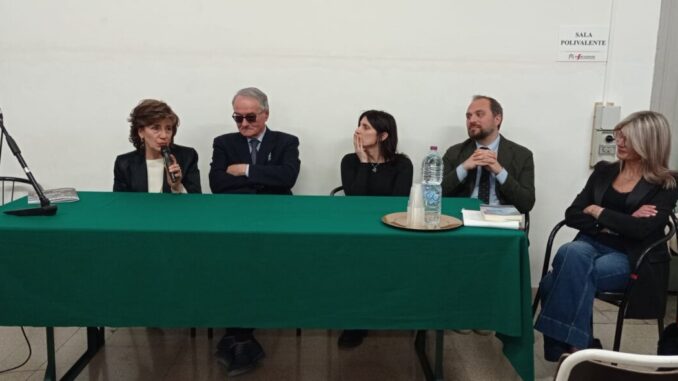 Grande successo alla presentazione del libro “Il coraggio di Chi ha perso” di Franco Chianelli