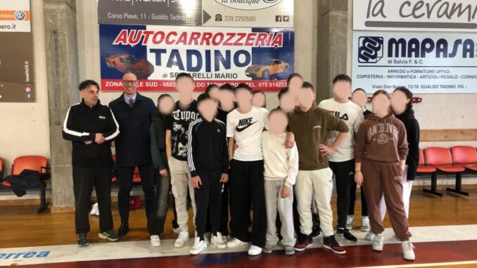 Lezione di difesa personale giovanile con Roberto Carlotti