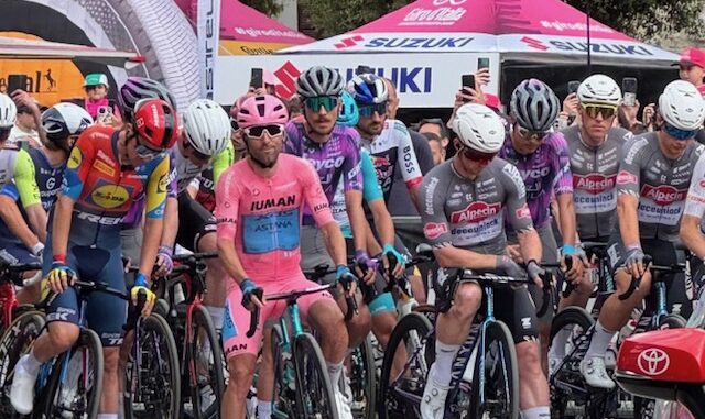 Giro d’Italia, Del Toro in rosa dopo la tappa di Gubbio-Siena