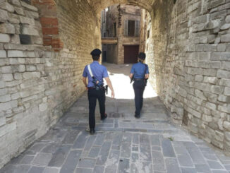 Arrestato a Gubbio con cocaina nascosta nei muri