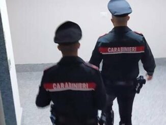 Lite domestica fa scoprire droga in casa, 43enne nei guai