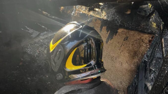 Fiamme a Gubbio, due cani morti nell’incendio di un canile
