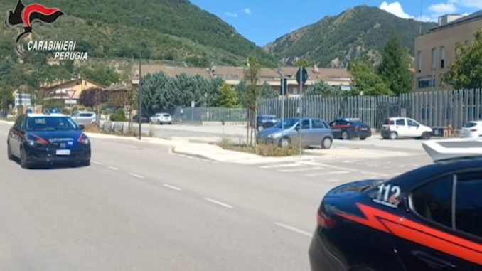 Segrega l’ex moglie e i figli: arrestato 53enne a Gubbio