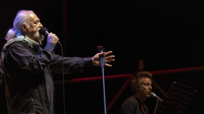 Finardi incanta Gubbio: magia e musica in Piazza Grande