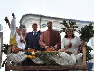 Presentazione del Palio 2025 dei Giochi de le Porte a Gualdo