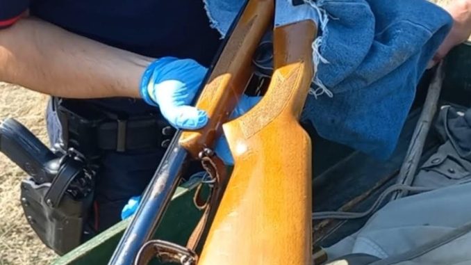 Cacciatore di frodo sorpreso su quad, multe e ritiro armi