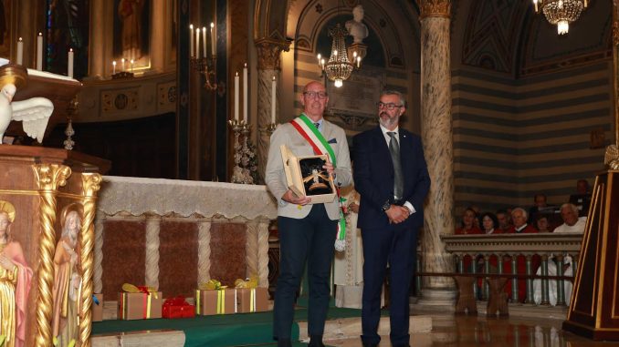 Massimiliano Presciutti insignito del premio San Michele Arcangelo