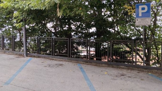 Gualdo Tadino: parcheggi strisce blu ora pagabili via app