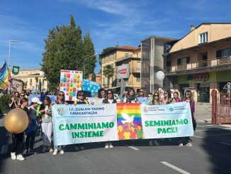 Marcia della Pace 2025 unisce cittadini in cammino di valori