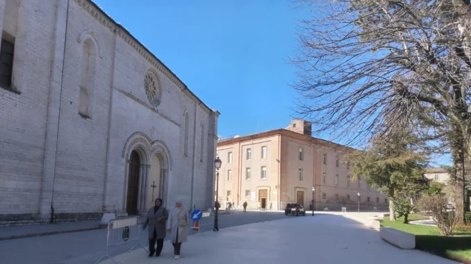 Riqualificazione: Gubbio trasforma il sagrato di San Francesco
